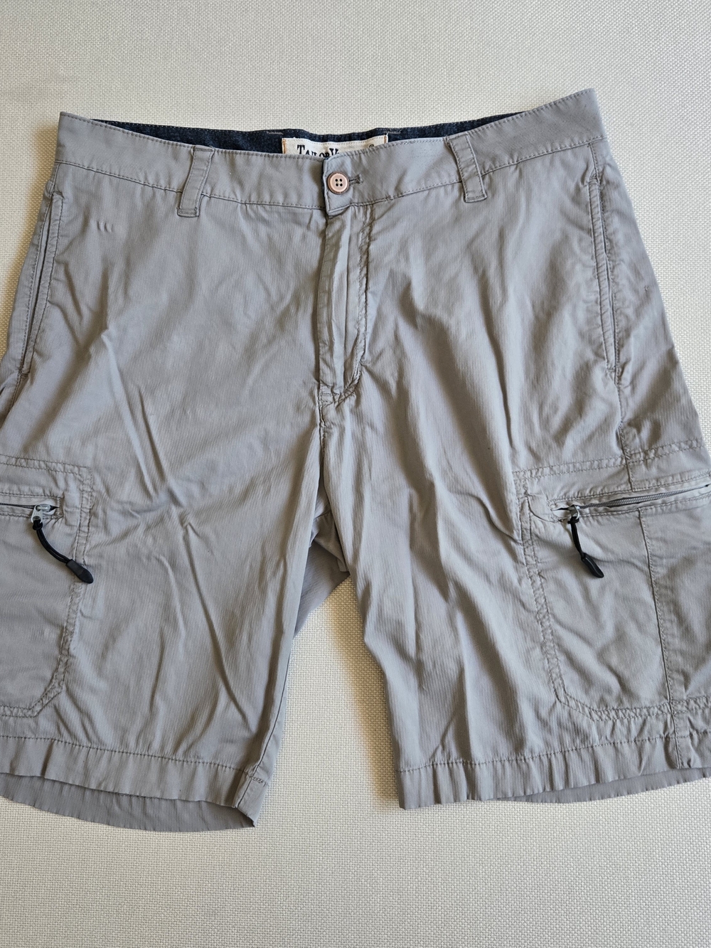 Tailor Vintage Men's 34 Cargo Shorts Zipper Pockets Luxe Performance Stretch